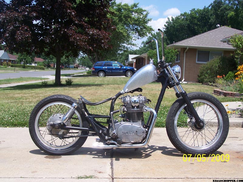 Joel Mekolites: Bratty xs650 makeover