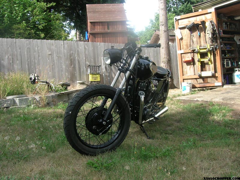 “BLAX” MODIFIED 1971 YAMAHA XS-1