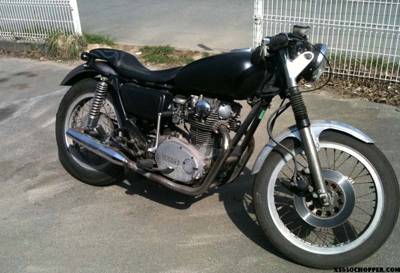 café racer style