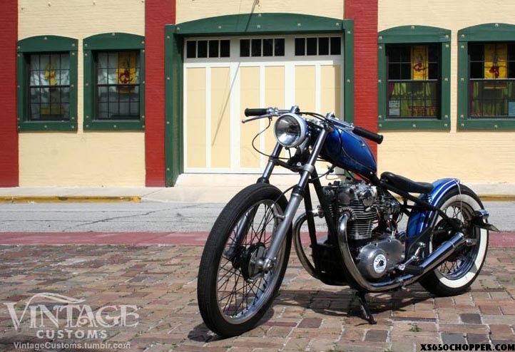 “The Royal” by Vintage Customs